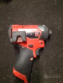 Avvitatore ad impulsi  Milwaukee