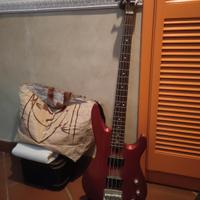 basso elettrico Yamaha rbx 550