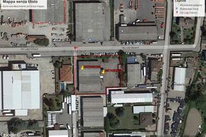 Capannone con uffici e piazzale asfalto