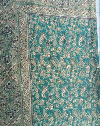 La bellezza della tradizione nei fili del Termeh