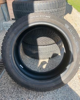Gomme x auto