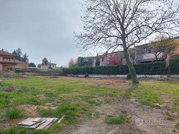 Terreno edificabile a Montorfano