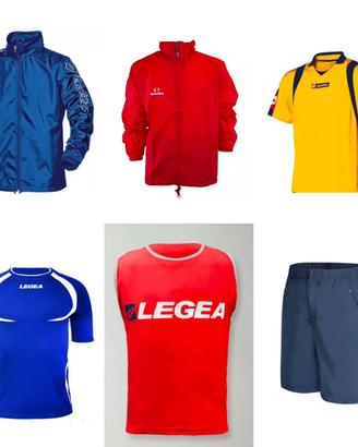 Stock Abbigliamento Sportivo