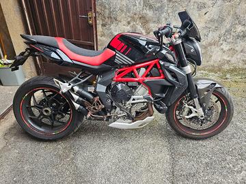 MV AGUSTA BRUTALE 800 
