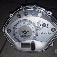 Liberty 125 2014 : motore km faro forcella cerchio