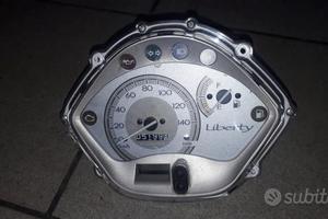 Liberty 125 2014 : motore km faro forcella cerchio