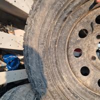 cerchi e gomme suzuki jimny