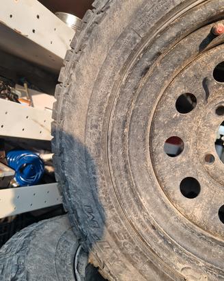 cerchi e gomme suzuki jimny