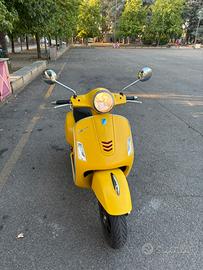 Vespa 300 GTS super sport 2017