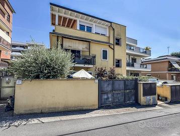 Appartamento di 90 m² con 4 locali a Roma
