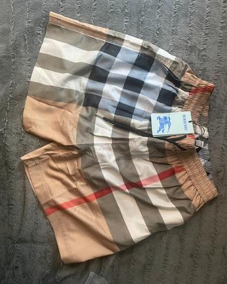costume/pantaloncini burberry