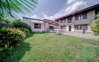 SESTO - VILLA SINGOLA + TRE APPARTAMENTI INDIPENDE