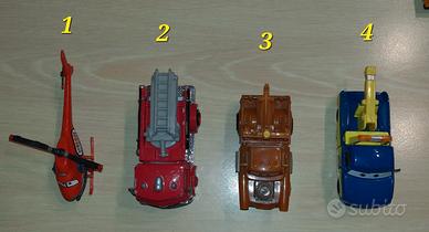 Vari giocattoli serie Mezzi di servizio con occhi