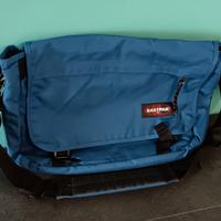 Tracolla Eastpak blu