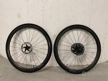 Ruote Bontrager aeolus 3 carbonio tubolari disco