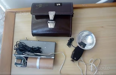 Antico flash con custodia originale "Yauka"