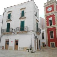 Negozio a Noci, piazza Plebiscito 41, 1 locali