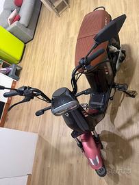 Bicicletta Scooter Just-E  Mergellina