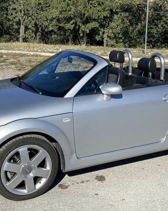Audi TT Roadster Mk1 225cv Quattro
