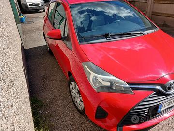 Toyota Yaris 1.0 5 porte GPL