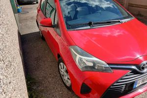 Toyota Yaris 1.0 5 porte GPL