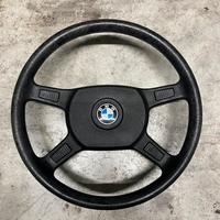 Volante BMW e30