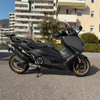 T Max 560 tech max 2020