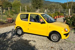 Fiat 600 anno 2000