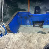 Barca da pesca con licenza o senza