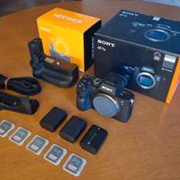 Sony Alpha A7III 3 con accessori