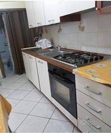 COME NUOVA: CUCINA COMPLETA + Frigo e  Forno