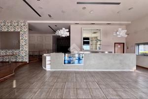 NEGOZIO A SAN GIORGIO DELLE PERTICHE