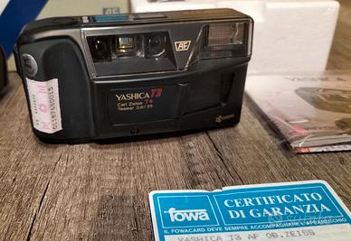 YASHICA T3 ZEISS 35mm F2.8 MACCHINA FOTOGRAFICA