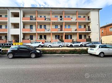 3 LOCALI A ANCONA