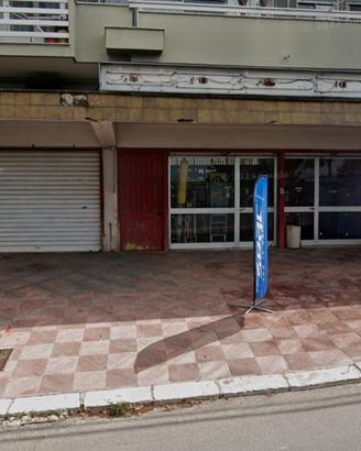 Locale Commerciale Negozio Cat C3 140 mq