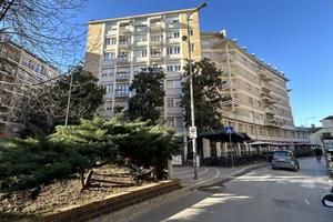 Ampio ufficio su piano unico in Largo dei Pecile