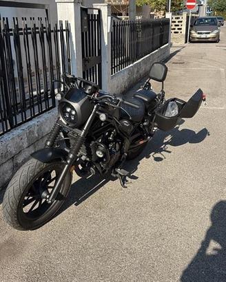 Honda Rebel CMX 500 SE 2021 con scarico MILLER