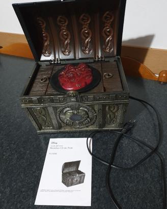 Lettore CD a forma di scrigno del Pirati