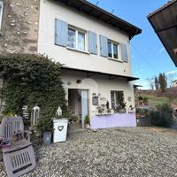 2 LOCALI A POLPENAZZE DEL GARDA