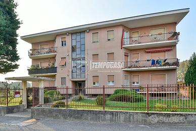 BILOCALE LIBERO DA SUBITO CON POSTO AUTO, CANTINA