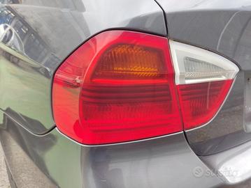Fanale posteriore sinistro BMW 320D del 2006