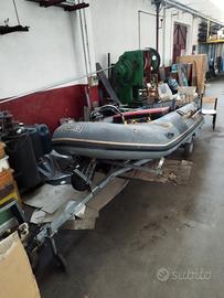 gommone con carrello e motore