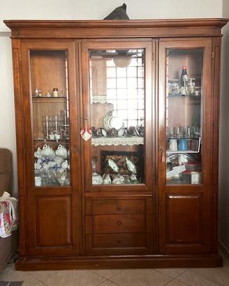 Cristalliera classica in legno
