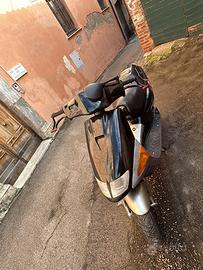 aprilia sr 50