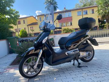 Aprilia Scarabeo 250 - 2007