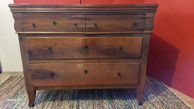 Cassettone/comò antico primo ottocento in noce