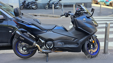 Tmax 560 abs my23 7.000km Akrapovic Milano
