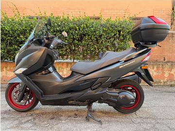 Suzuki Burgman ABS 400cc anno 2017