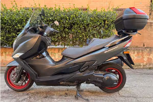 Suzuki Burgman ABS 400cc anno 2017
