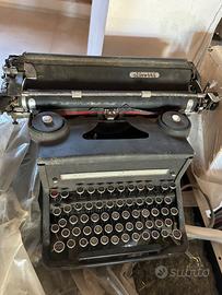 Macchina da scrivere, Olivetti M 40 / 3